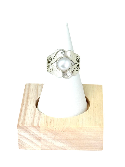 Pearl Ring